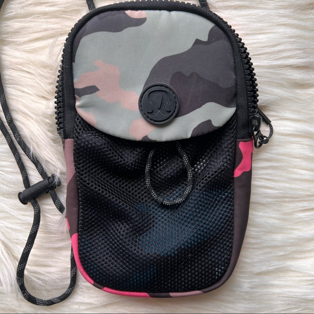 Lululemon Pink Camouflage Small Cross Body Adjustable Length Bag